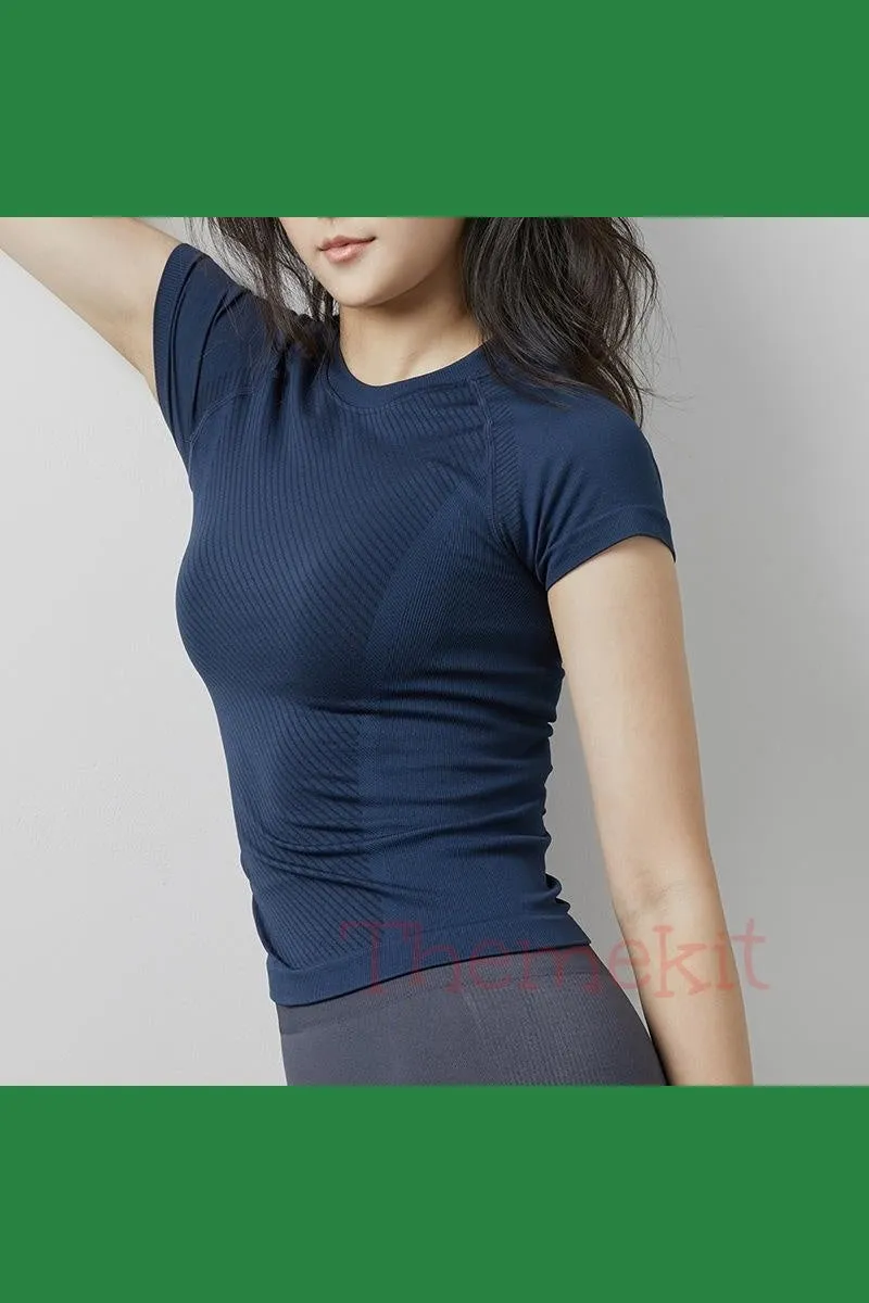 Elastic and Breathable Yoga Shirt