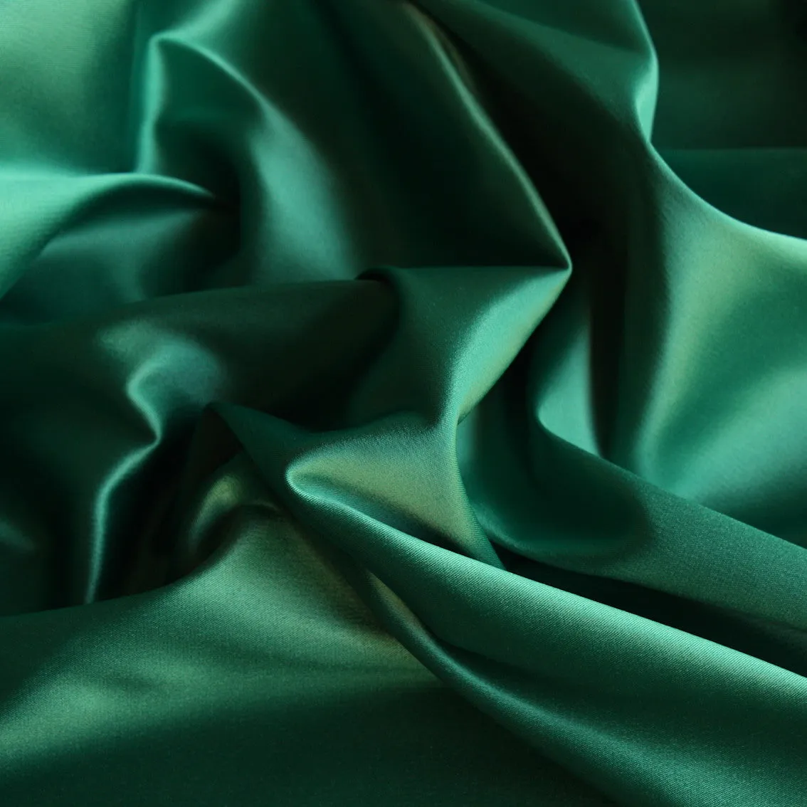 Emerald Vanity - Stretch Satin